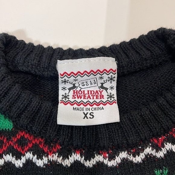 Well Worn Gingerbread Man Oh Snap! Christmas Ornaments Holiday Knit Sweater - Picture 5 of 6